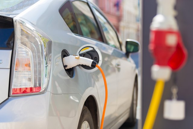 Električni automobili će se uskoro puniti za samo 10 minuta